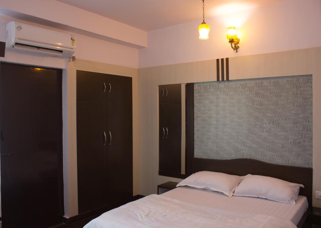 Hotel Holiday Home Джайпур Номер фото